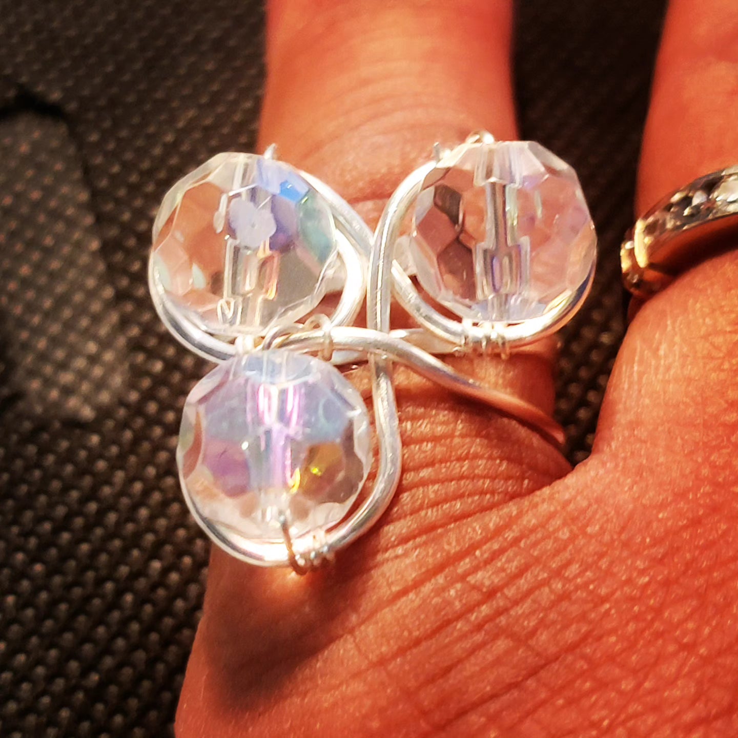 Faceted glass bead adjustable ring