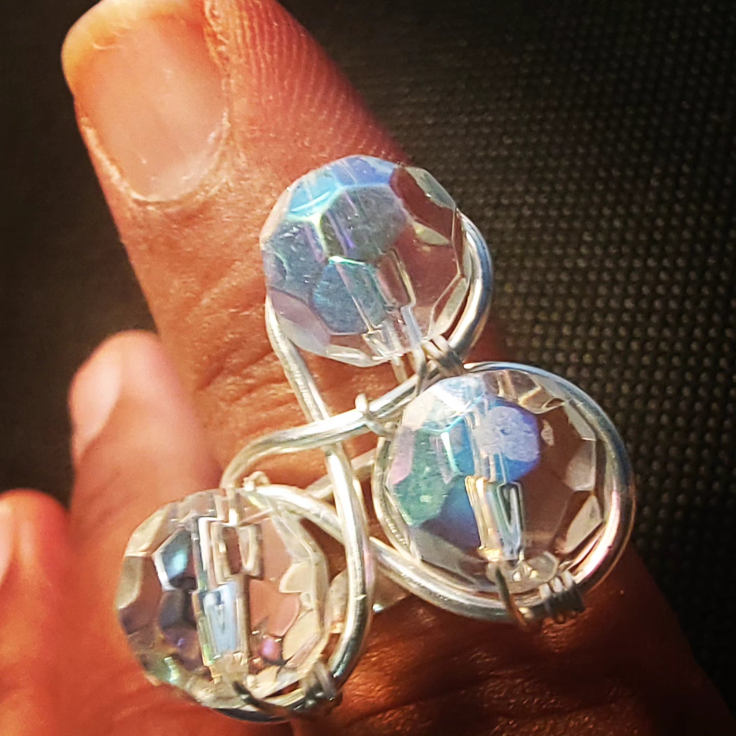 Faceted glass bead adjustable ring